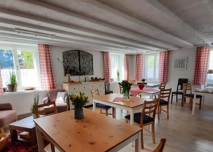 Leonhard 7 Отель типа 